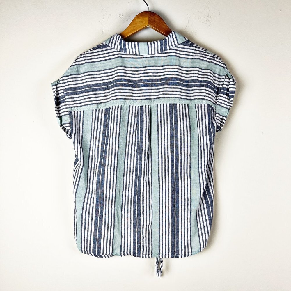 2/$20 Sancutary Striped Button Down Small - Picture 3 of 4